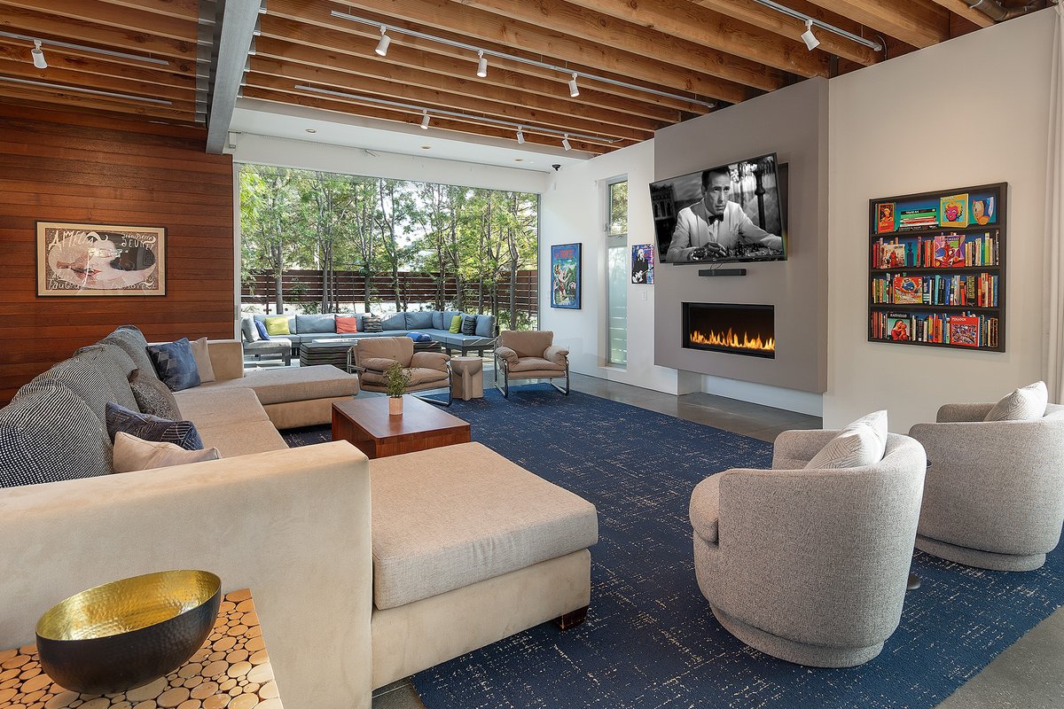 Architectural Masterpiece with Roof Deck