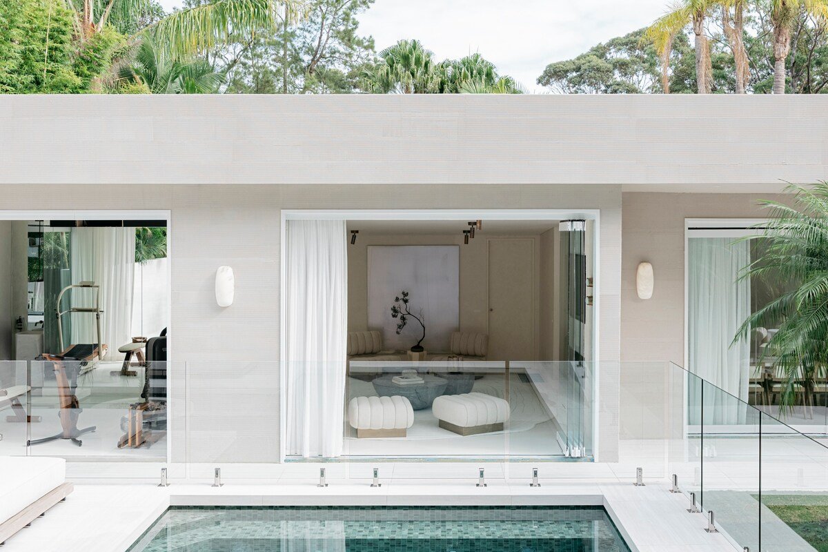 Resort Style Beach Villa gallery image 2