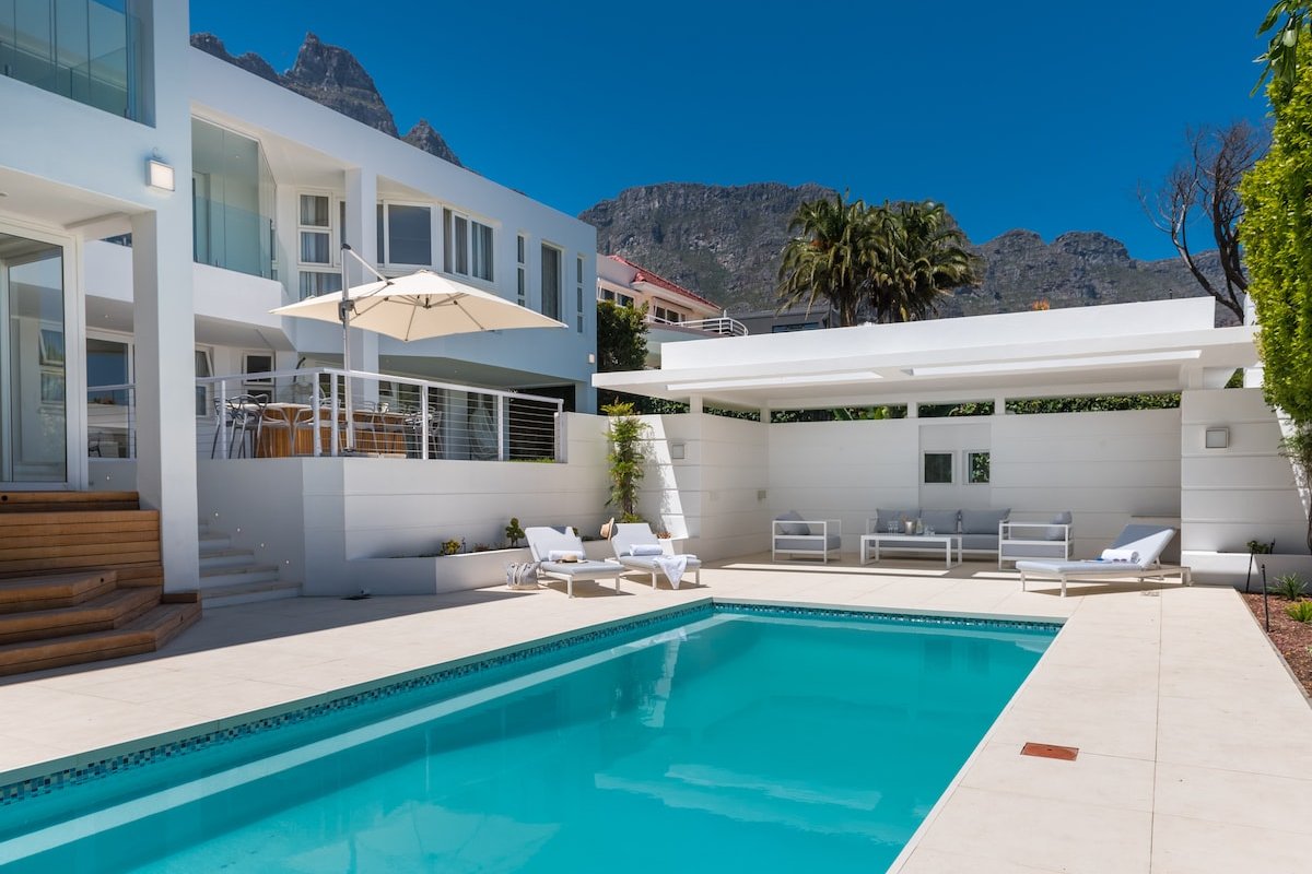 Luxury Ocean View Villa (pool, sauna, gym) gallery image 5