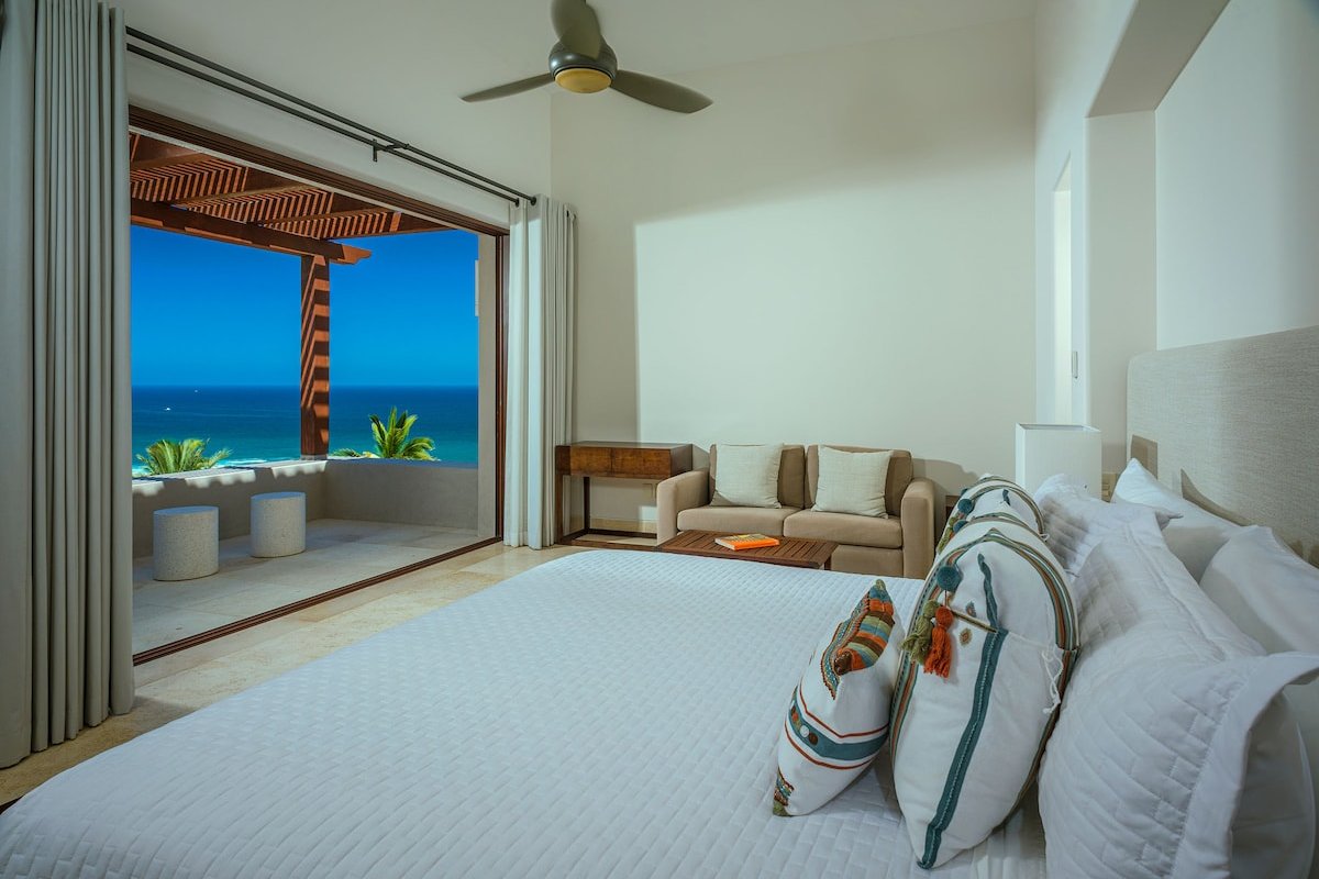 Casa Rayrae OV4BR Steps away from Beach gallery image 3