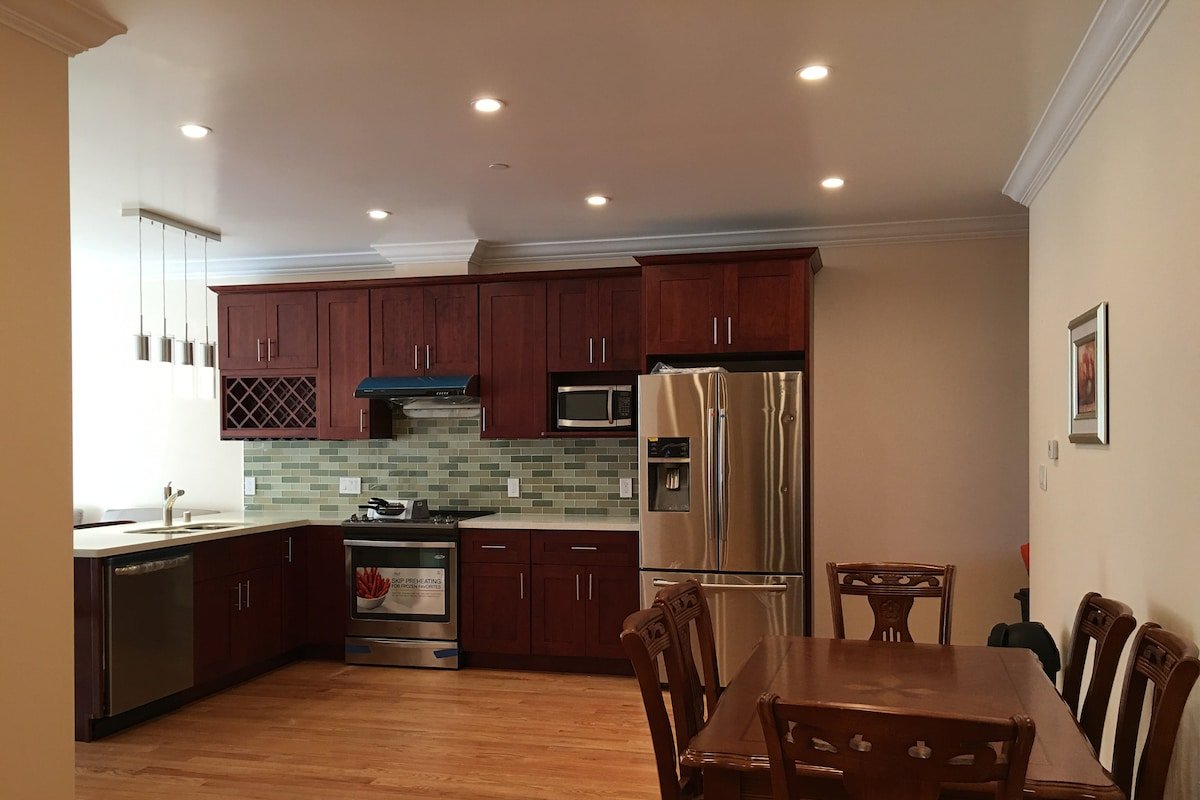 Full house gallery image 5