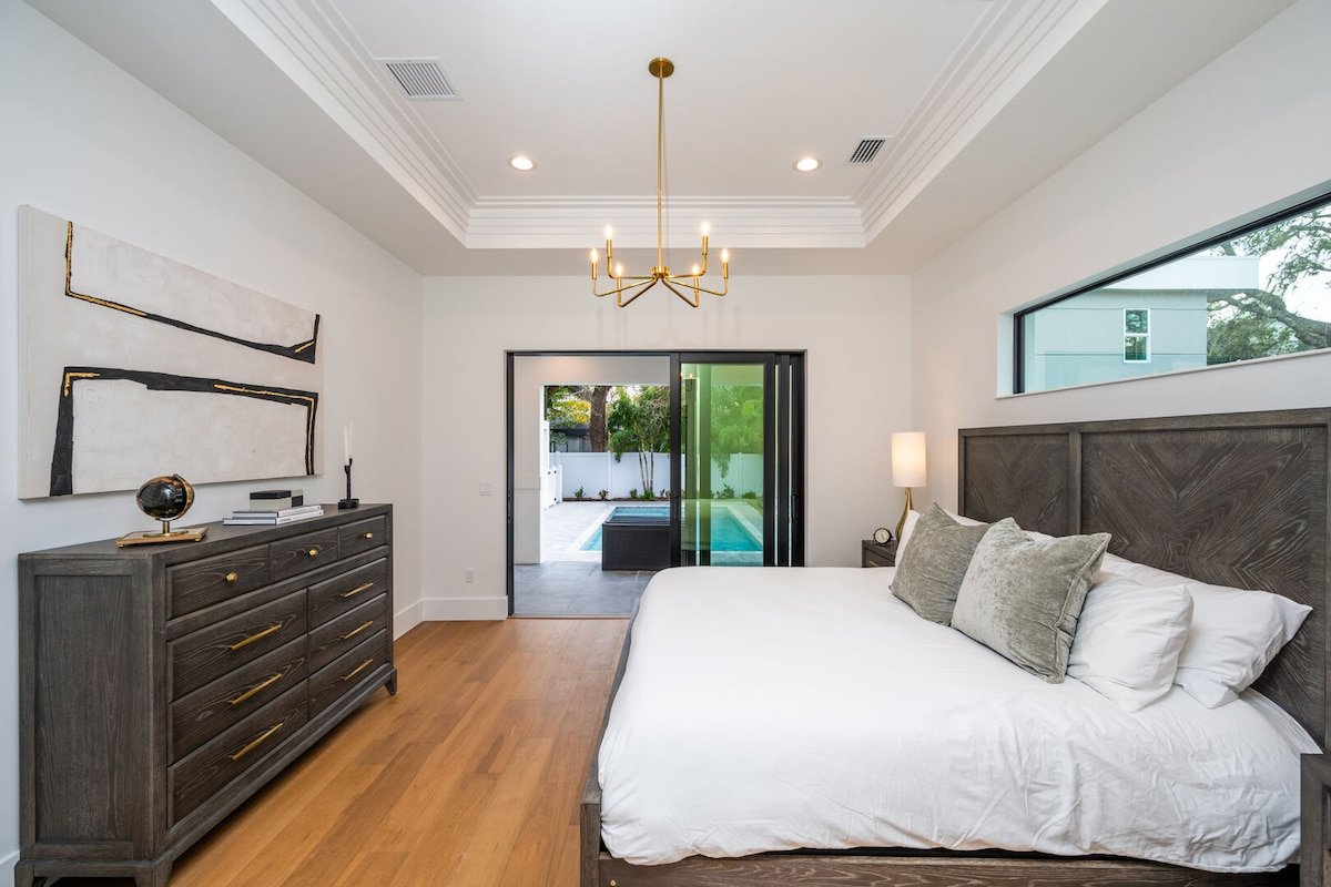 Elegant 6BR Sarasota Home • Pool + Rooftop Views gallery image 2