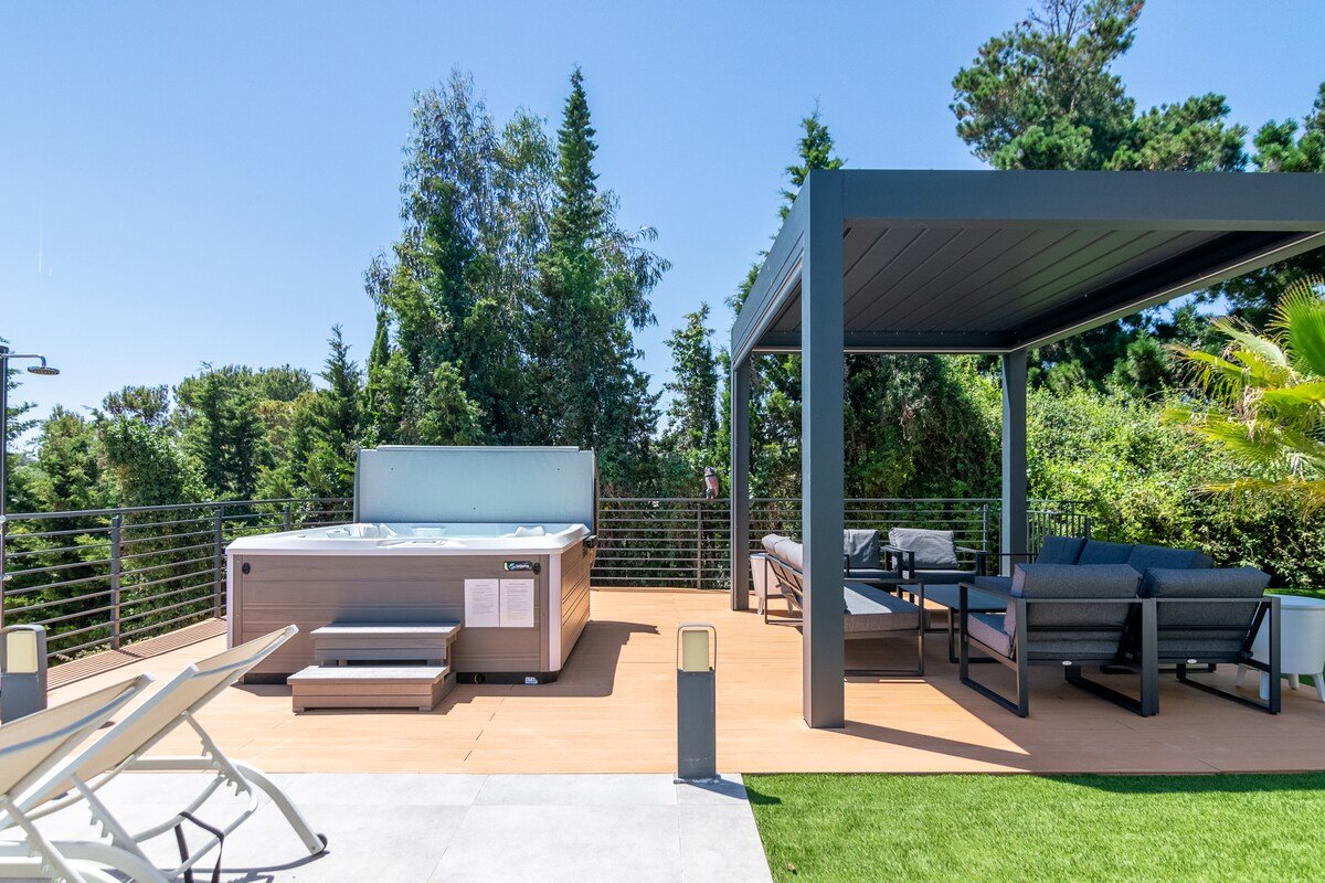 ★ CoastalVillas – Villa La Montgoda ★ gallery image 5