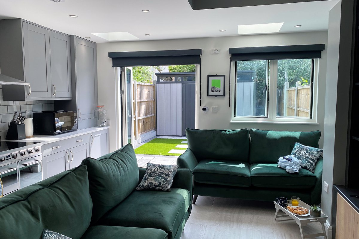 Superb townhouse near vibrant Gloucester Road