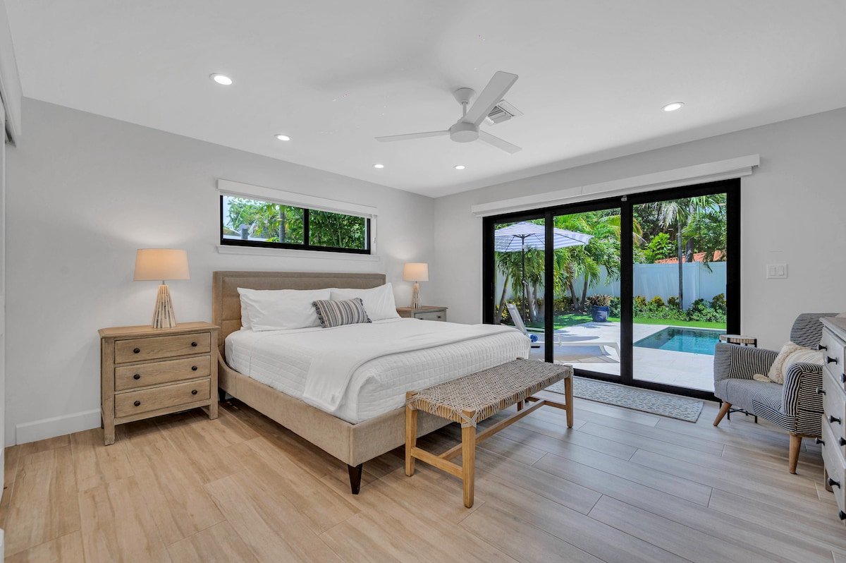 Coastal Style Haven | Manatee Ranch Key gallery image 5