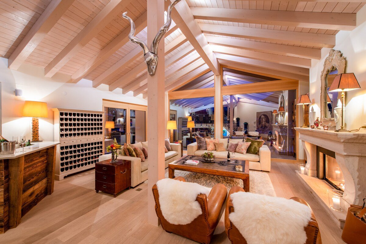 Chalet Grace gallery image 3