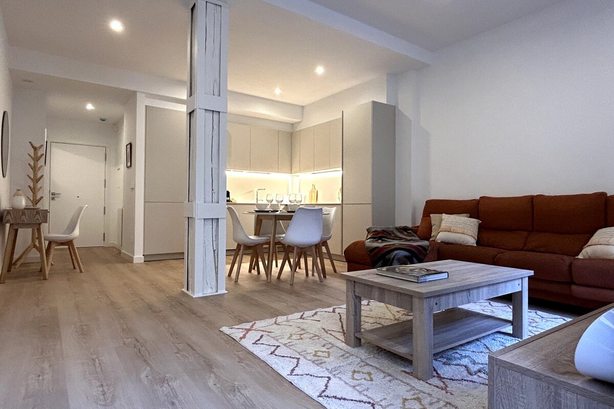 Churruca apartment with terrace gallery image 4