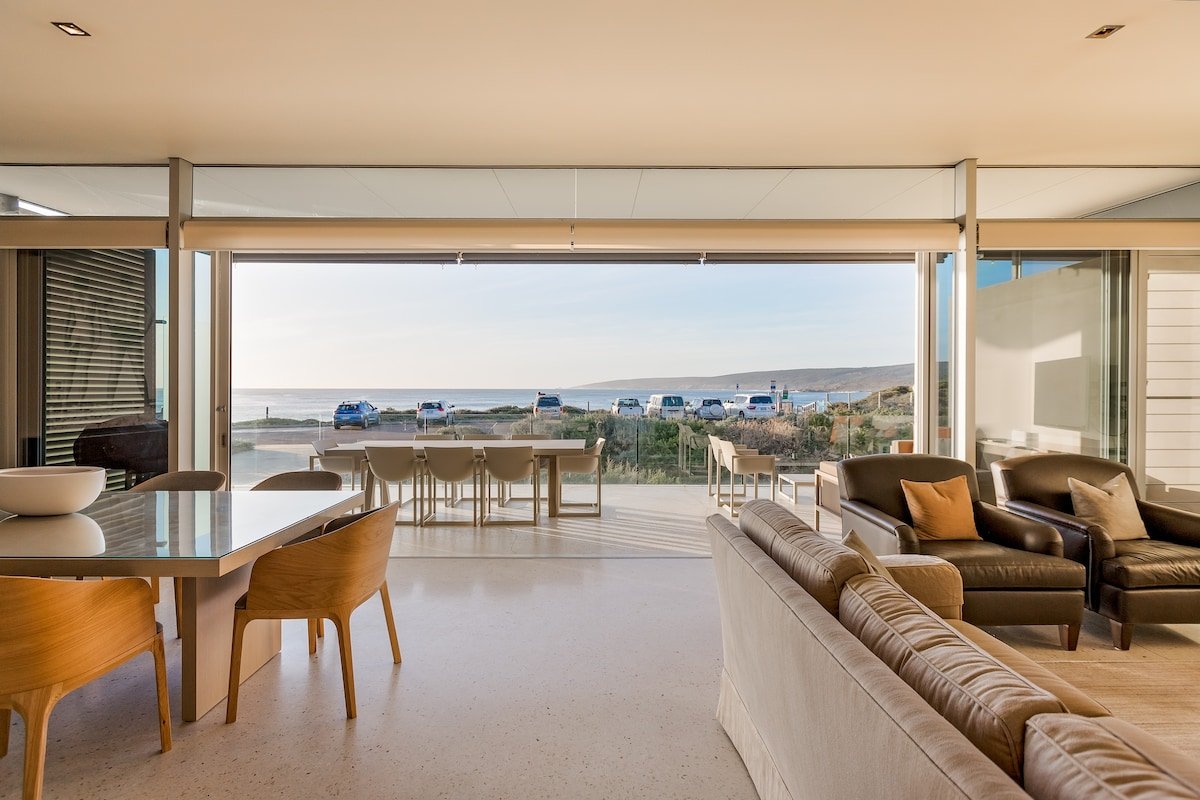 Luxury 4 Bedroom Beach House @ Smiths Beach Resort gallery image 4