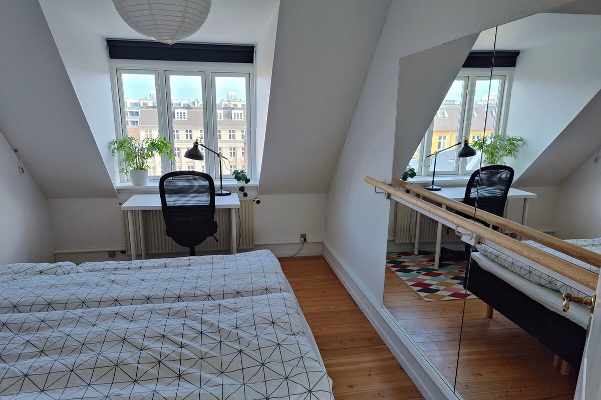 Stor, charmerende og central lejlighed gallery image 4