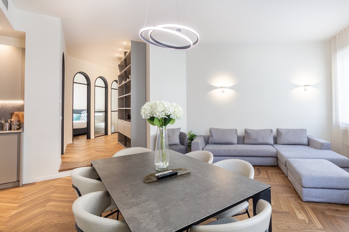 The Beauty • Big City Center Apartment gallery image 3