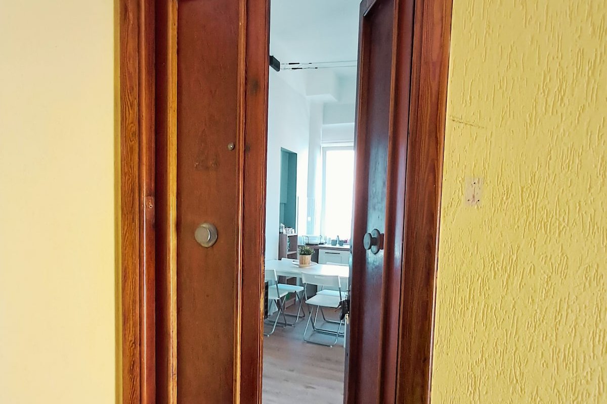 2BR+Sofa Ostia • 10 min to FCO • Easy Rome Access gallery image 3