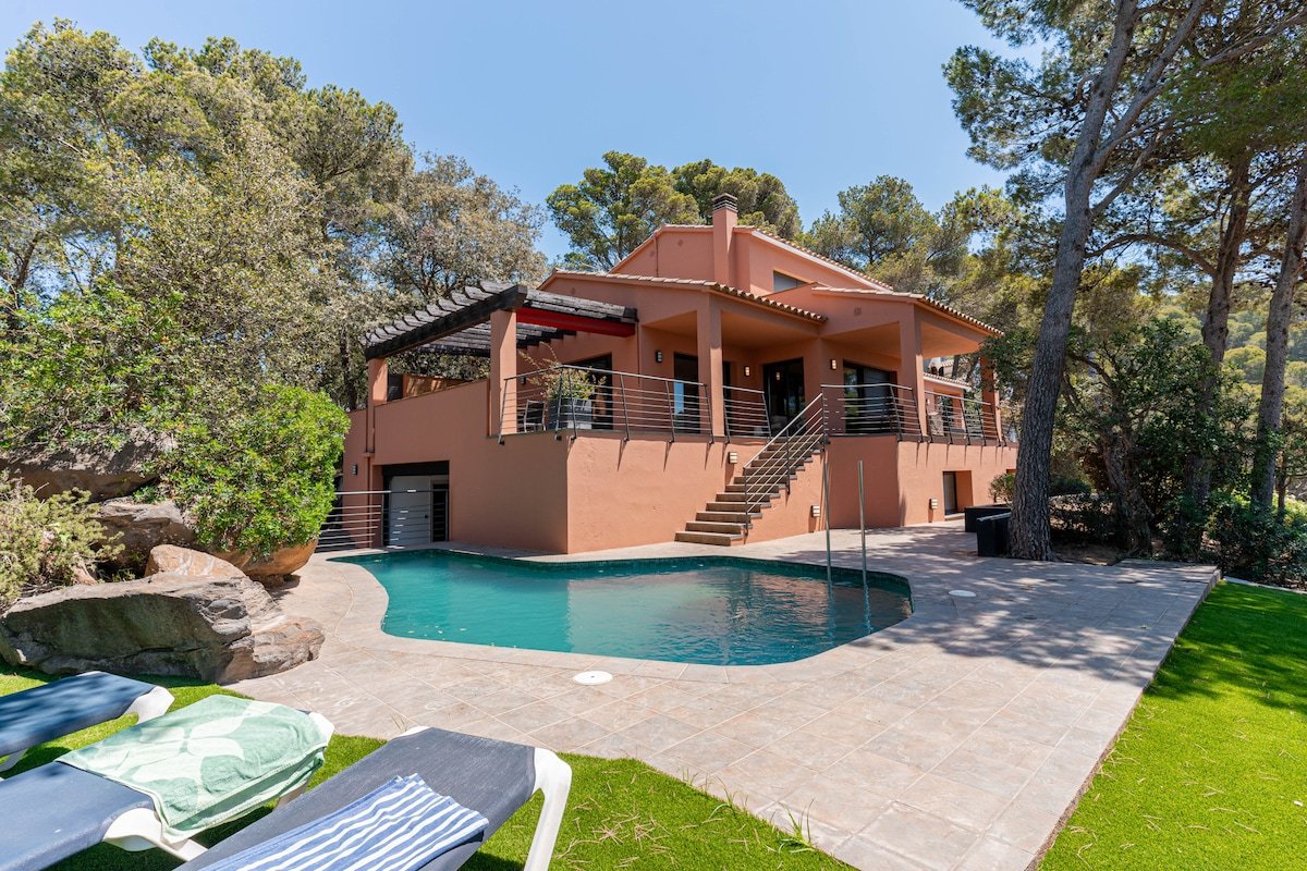 Eleanor´s House gallery image 2