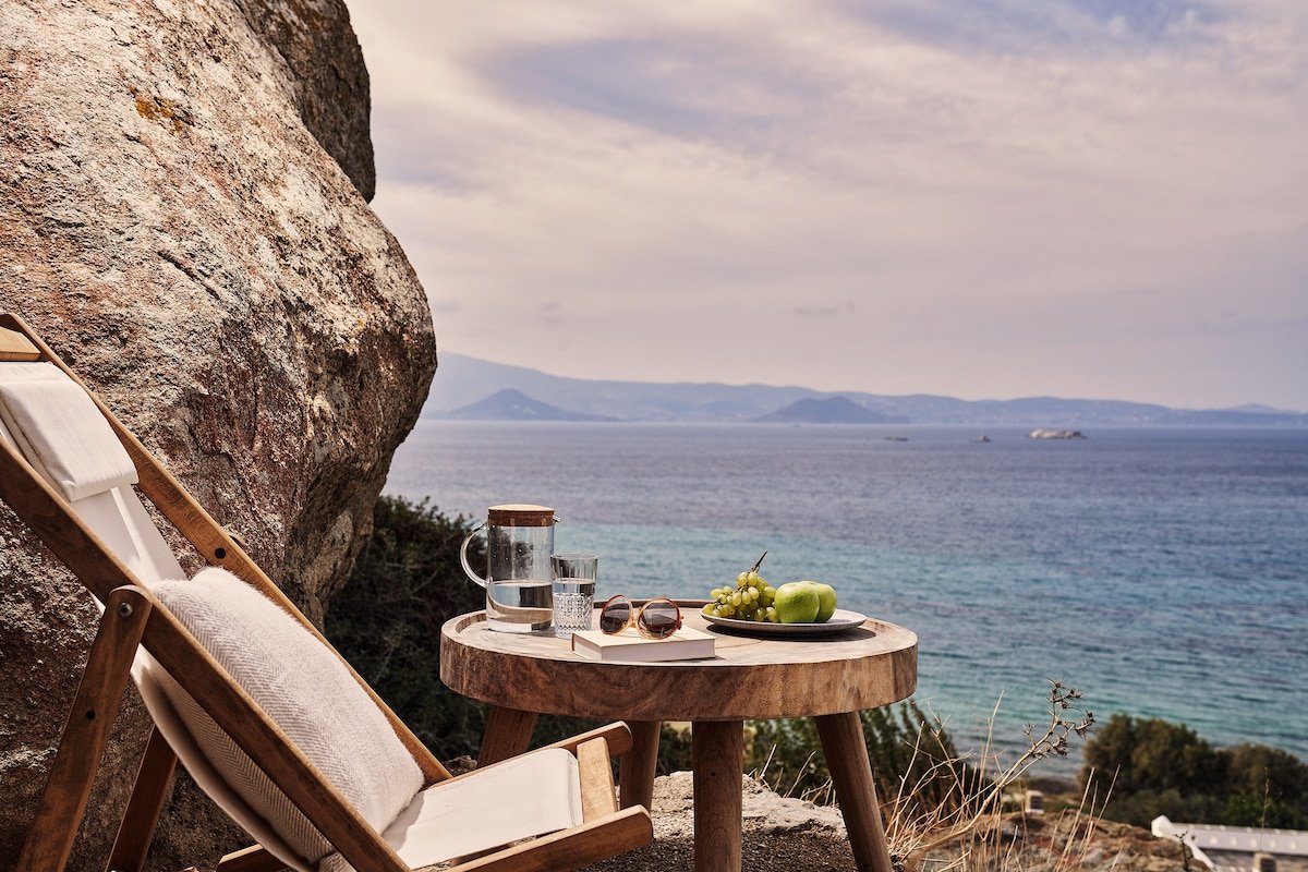 Naxea Villas II gallery image 2