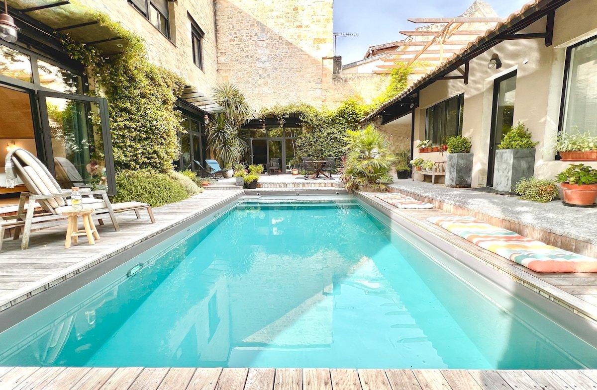 Villa des arts gallery image 2