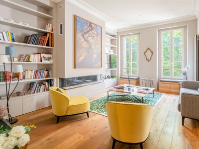 L’Élégant – Luxurious 160m2 & Public Garden view