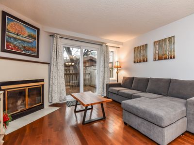 Luxury 4 bed, 3 bath Townhouse Nr Byward, Parking
