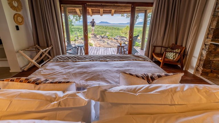 Buffalo Ridge Safari Lodge Luxury Suite