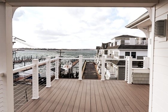 Luxurious Newport Home gallery image 5