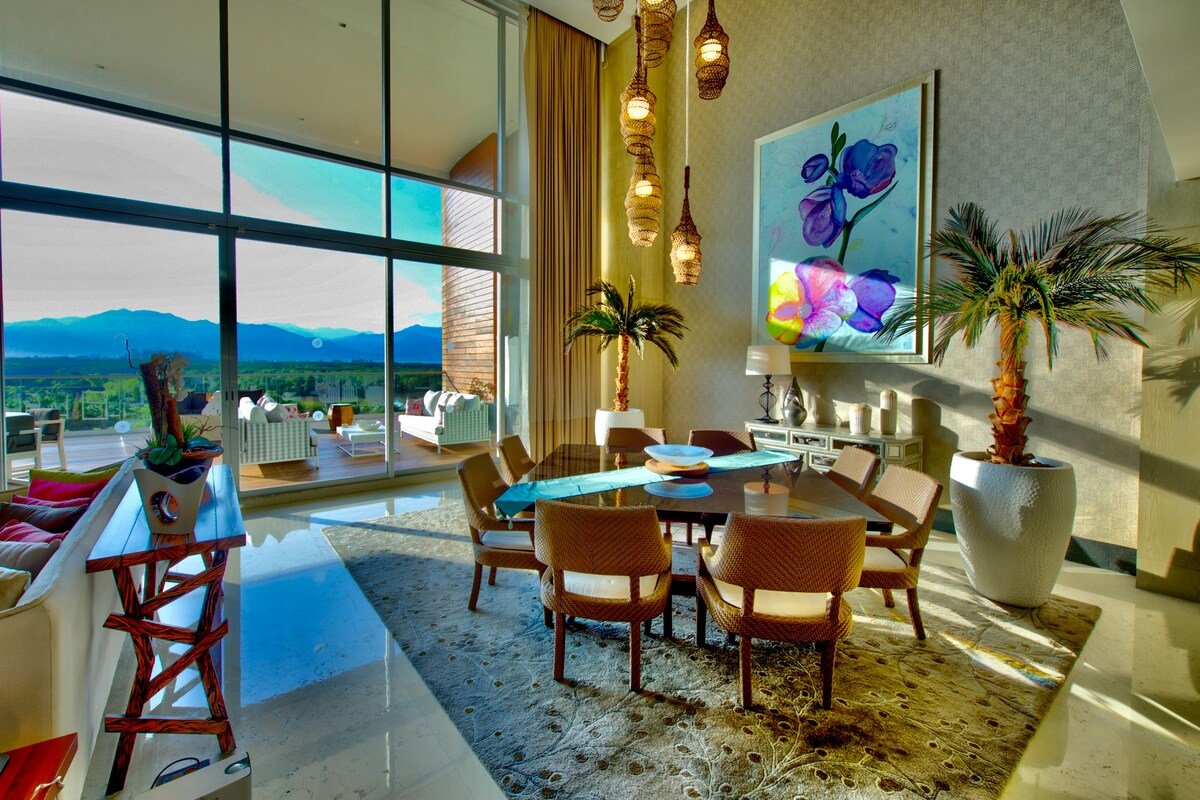 Grand Luxxe Residence Three Bedroom Loft – NVL gallery image 2