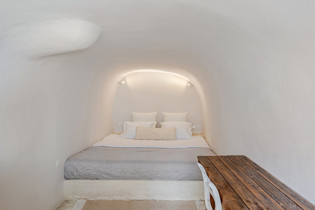 Unique Architecture, the Sculptor’s by Cycladica gallery image 4