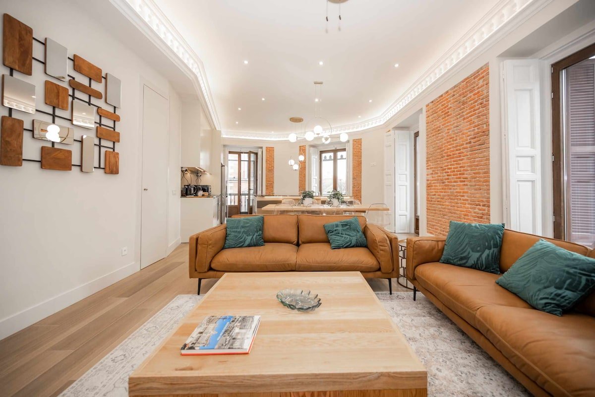 Catedral & Palacio Real gallery image 3