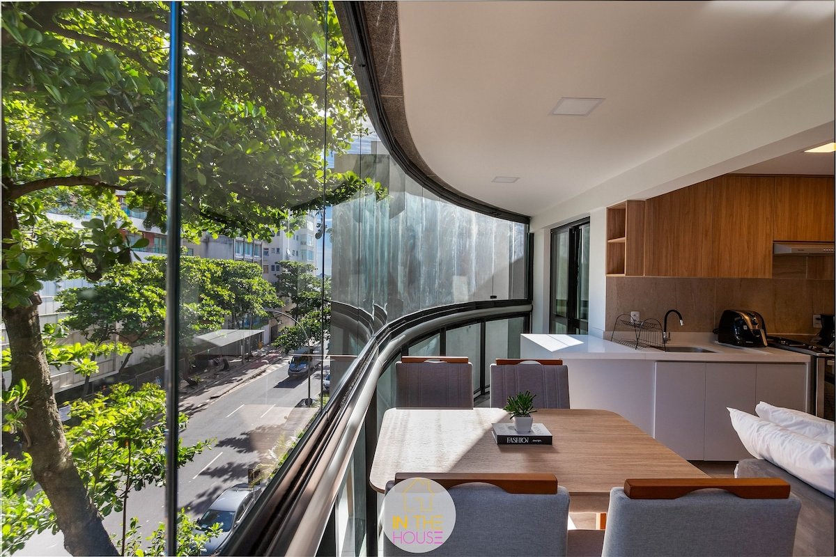 Beautiful apartment on Ipanema beach gallery image 3