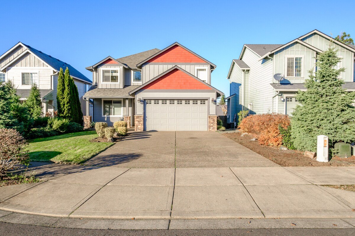 Willamette Valley Retreat w/hot tub gallery image 3