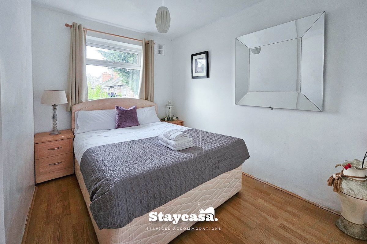 Inviting Serene Abode Large Driveway sleeps 12 gallery image 5