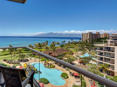 Hokulani 709 at Honua Kai~Ocean View & Private BBQ