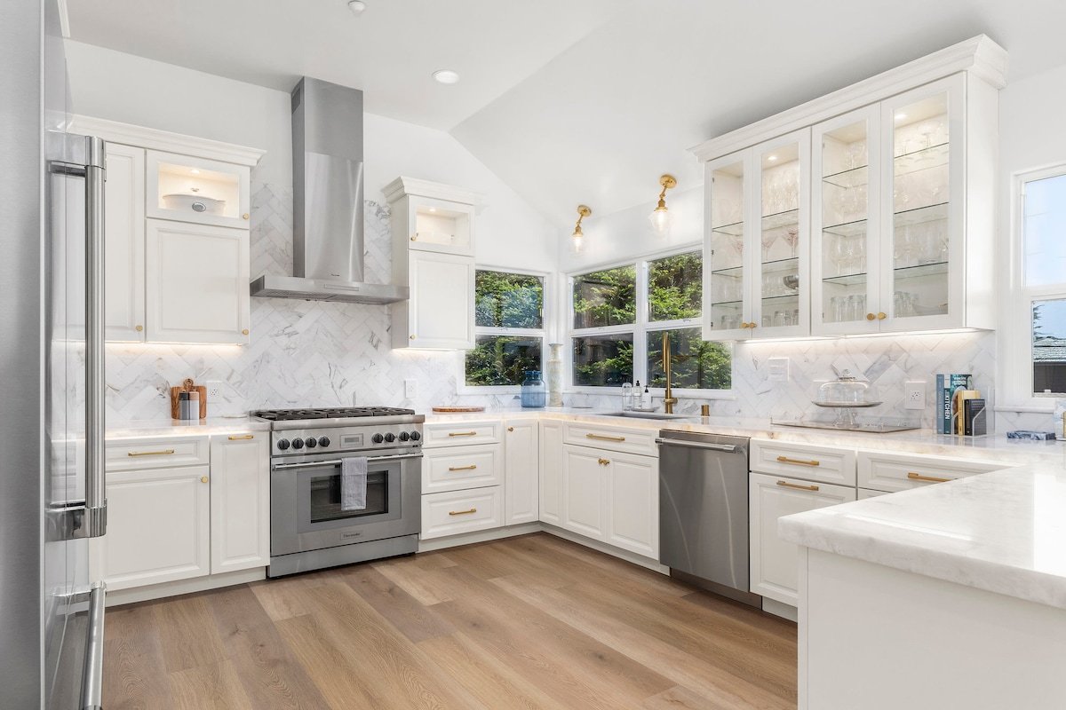 Two-Six Beach House – newly renovated! gallery image 3