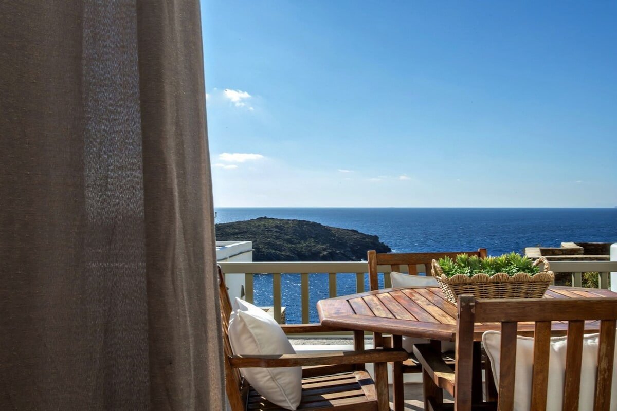 rmos Seaside Villa G with private pool gallery image 4