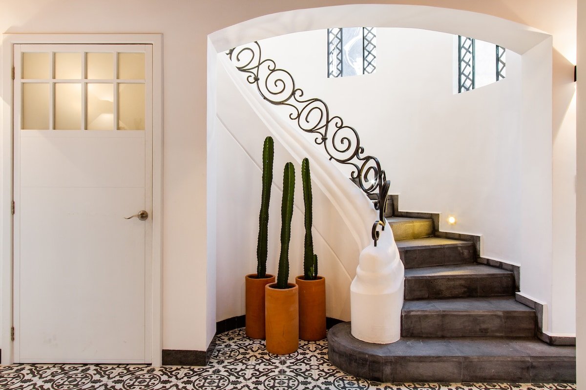 Luxury & Safety House in Roma – Ideal for Big Groups and Families gallery image 2