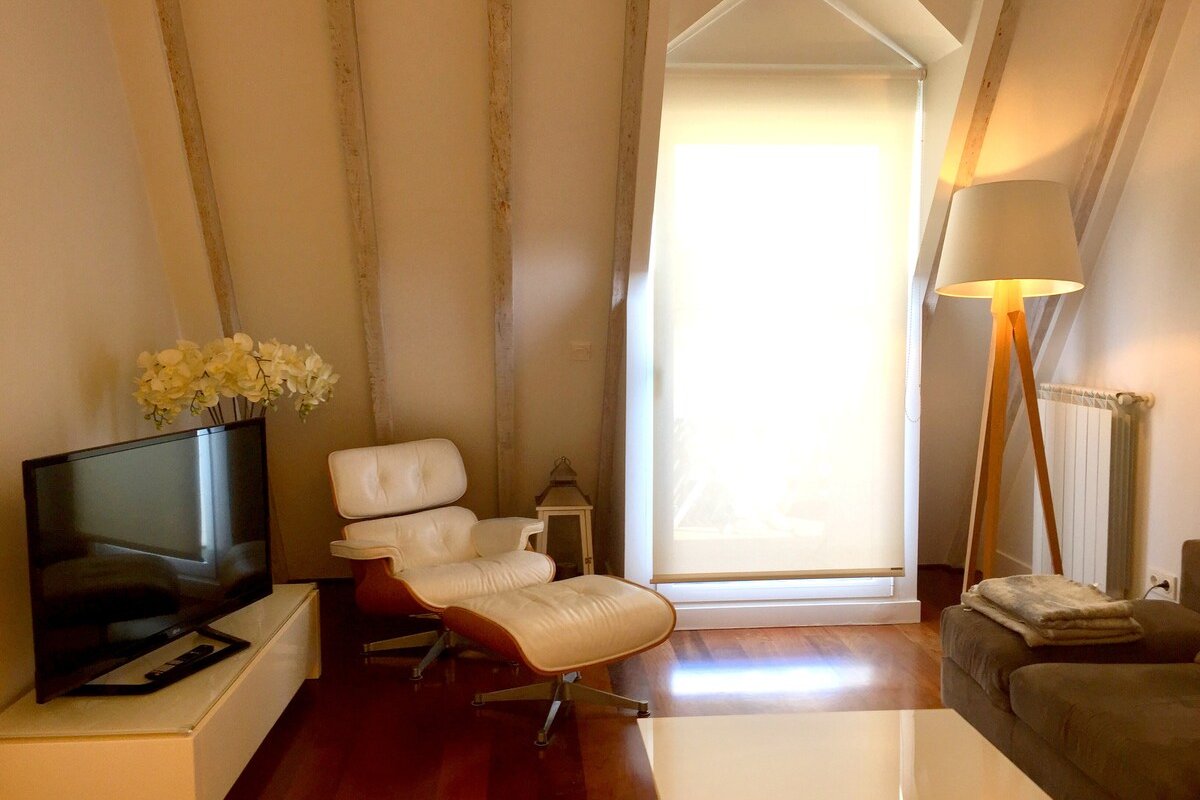 Decor, lujoso apartamento con vistas al rio gallery image 5