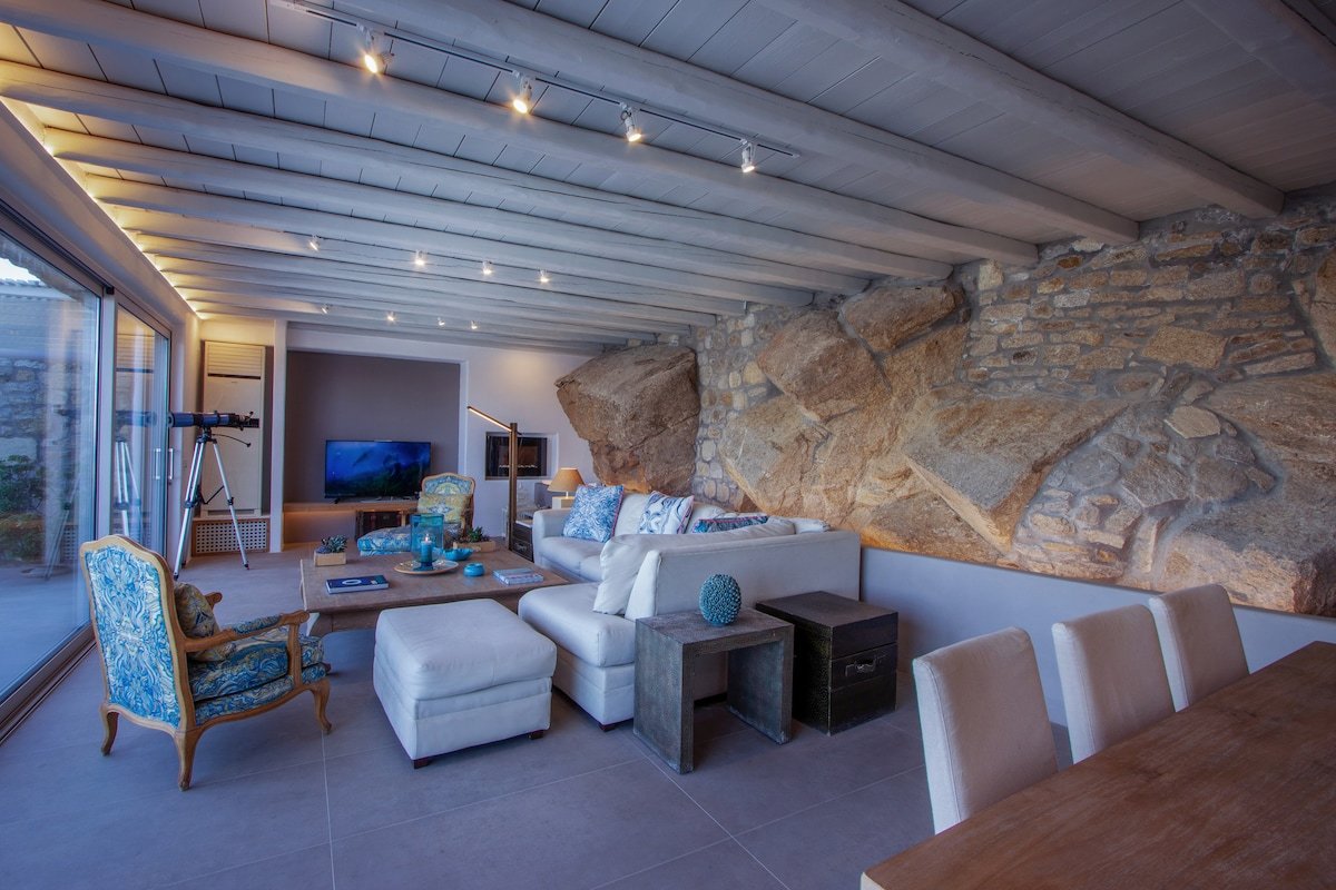 Home w/ Private Pool & Sea View gallery image 3