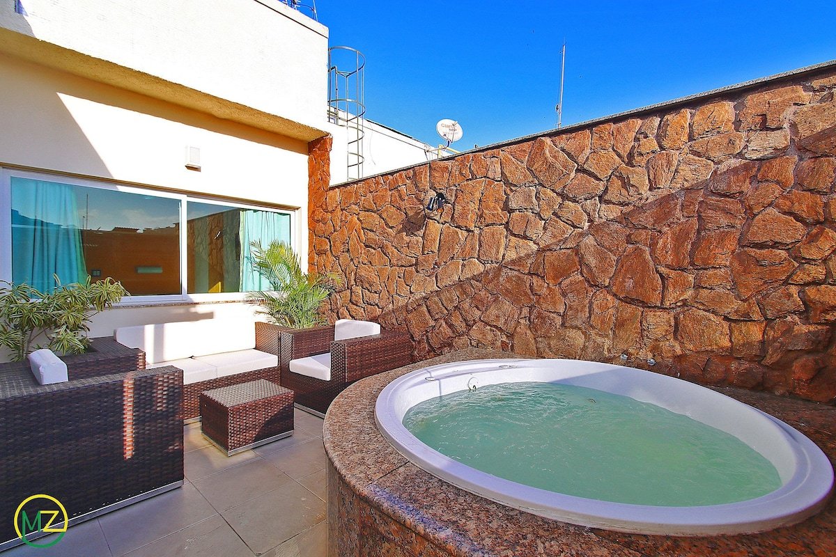 Nice penthouse with pool, close to the beach gallery image 2