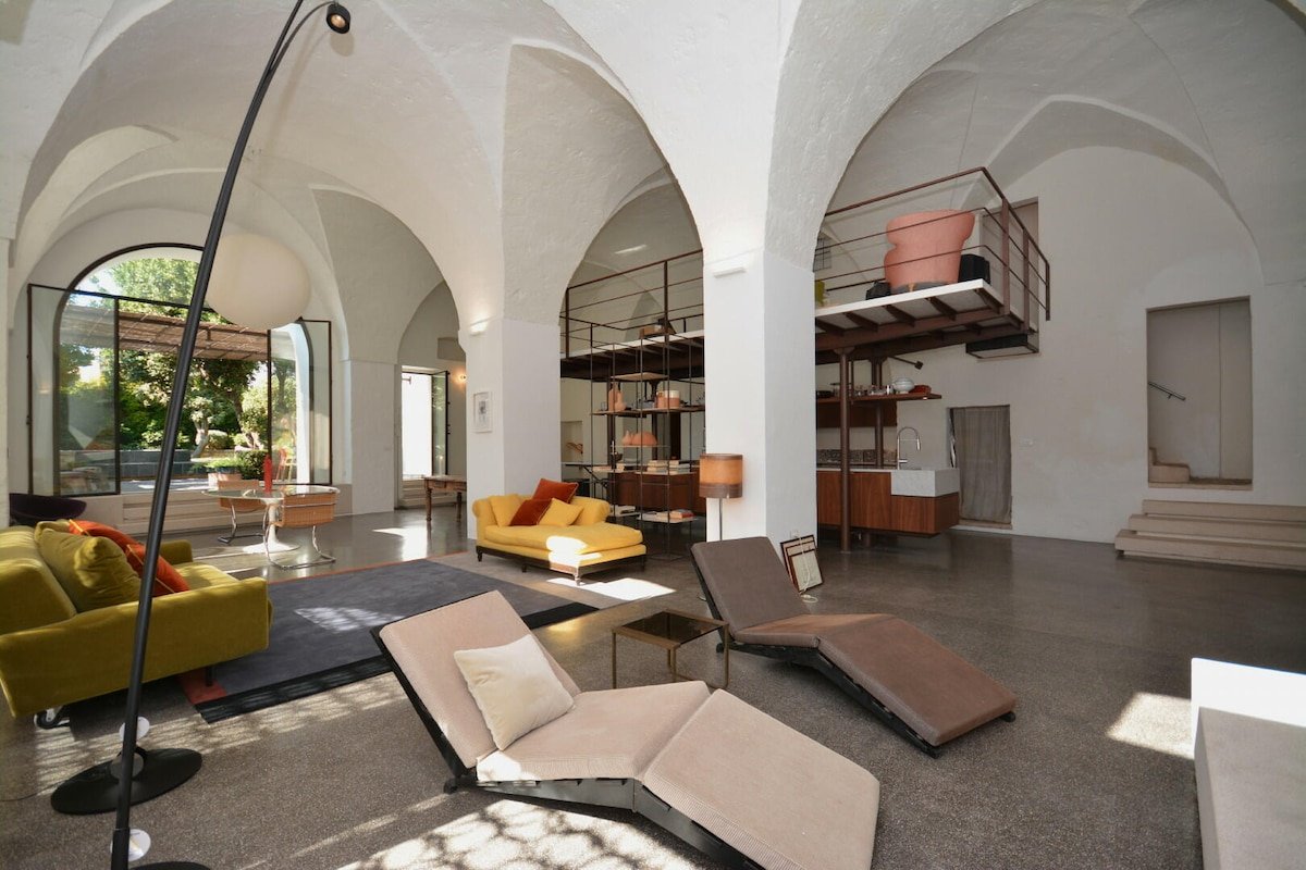 Abitazione di pregio con piscina vicino al mare gallery image 3