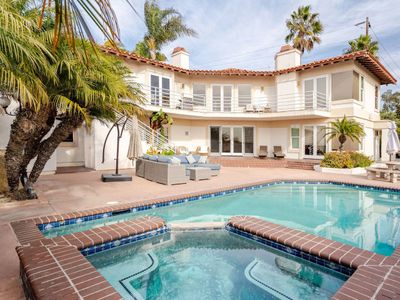 Oceanview Luxury Hilltop Villa w/ Private Pool