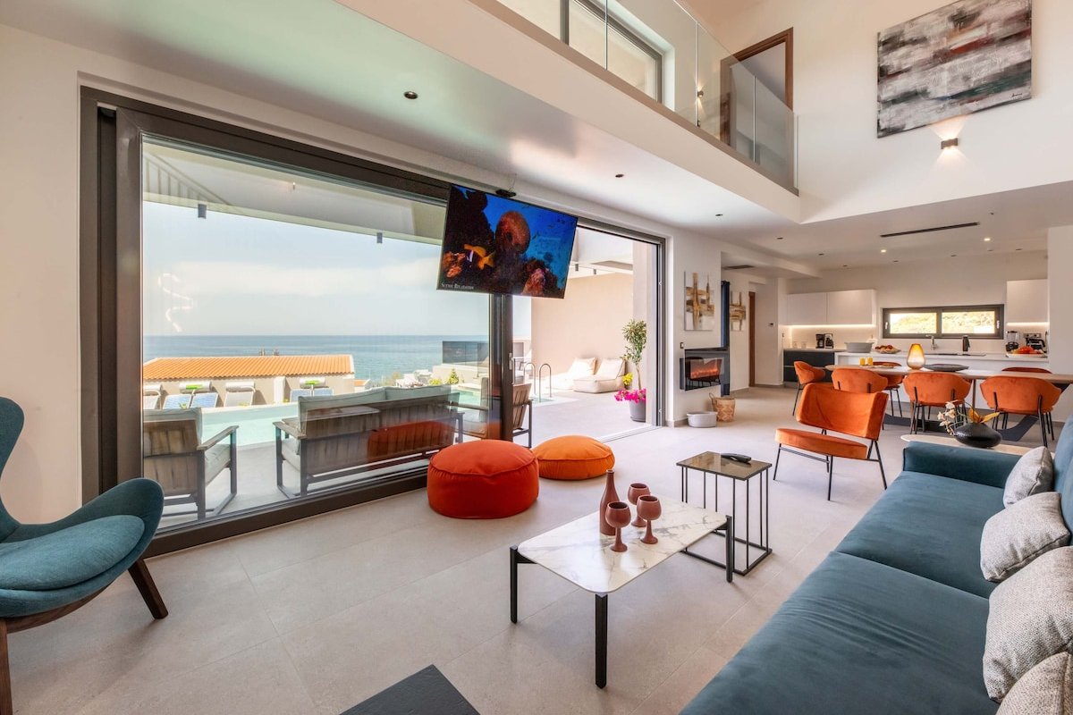 Seafront villas I Free* Heated pools & 100m to Sea gallery image 5