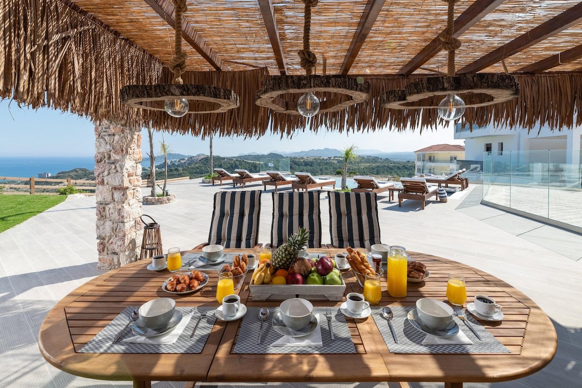 Waves of Blue gallery image 5