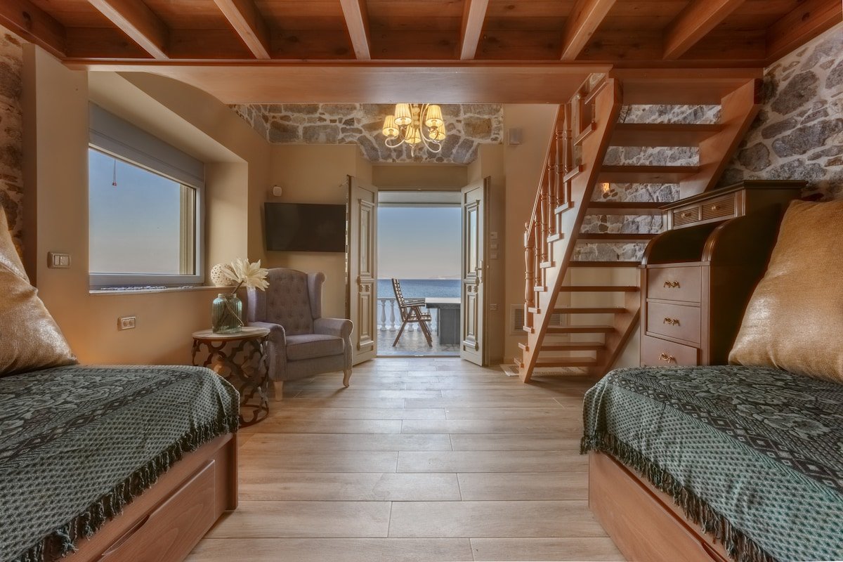 Beach Villa Valeria | Jacuzzi | BBQ gallery image 4