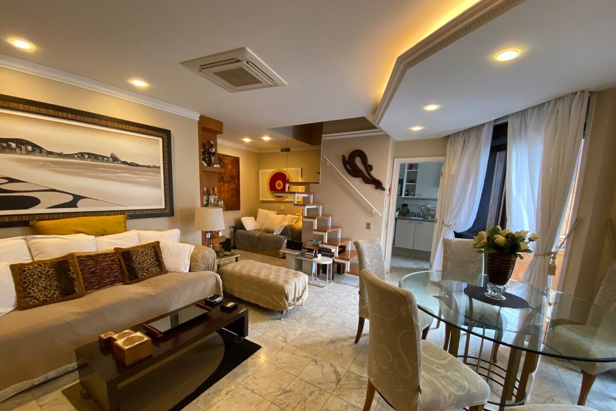 Ipanema Beachfront Luxury – Rooftop Pool & Views gallery image 5