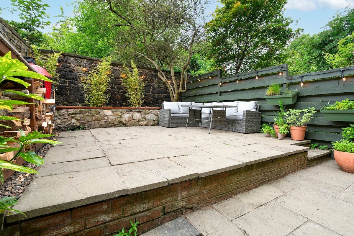 Luxury City Centre Apartment gallery image 3