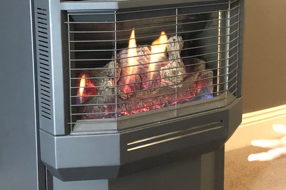 Camellia Waterfall Mountain View Retreat gallery image 4