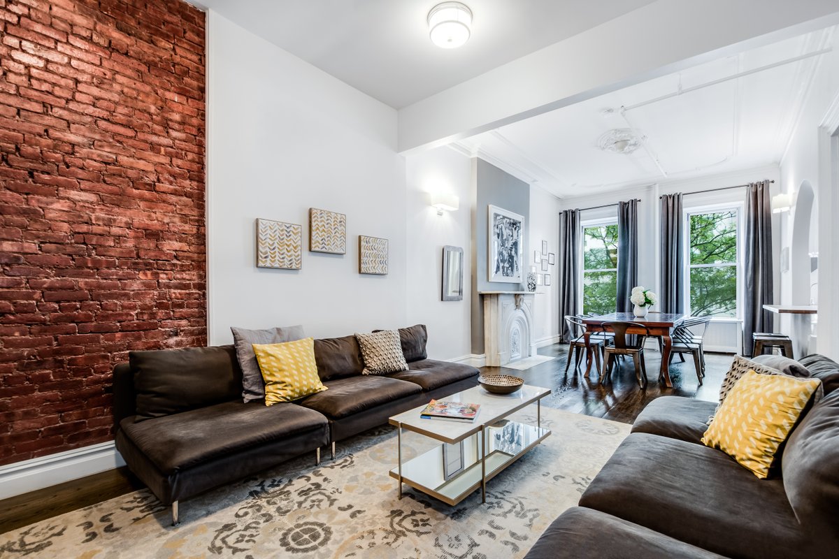 Lux 4 Bedroom Midtown Townhouse- Location Location