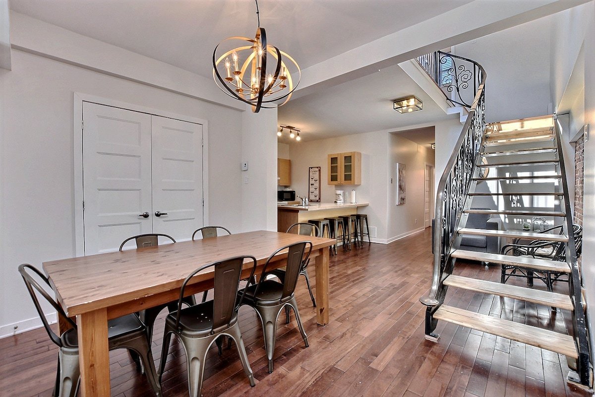 5BDR Loft Downtown w/ Private Rooftop Deck gallery image 2