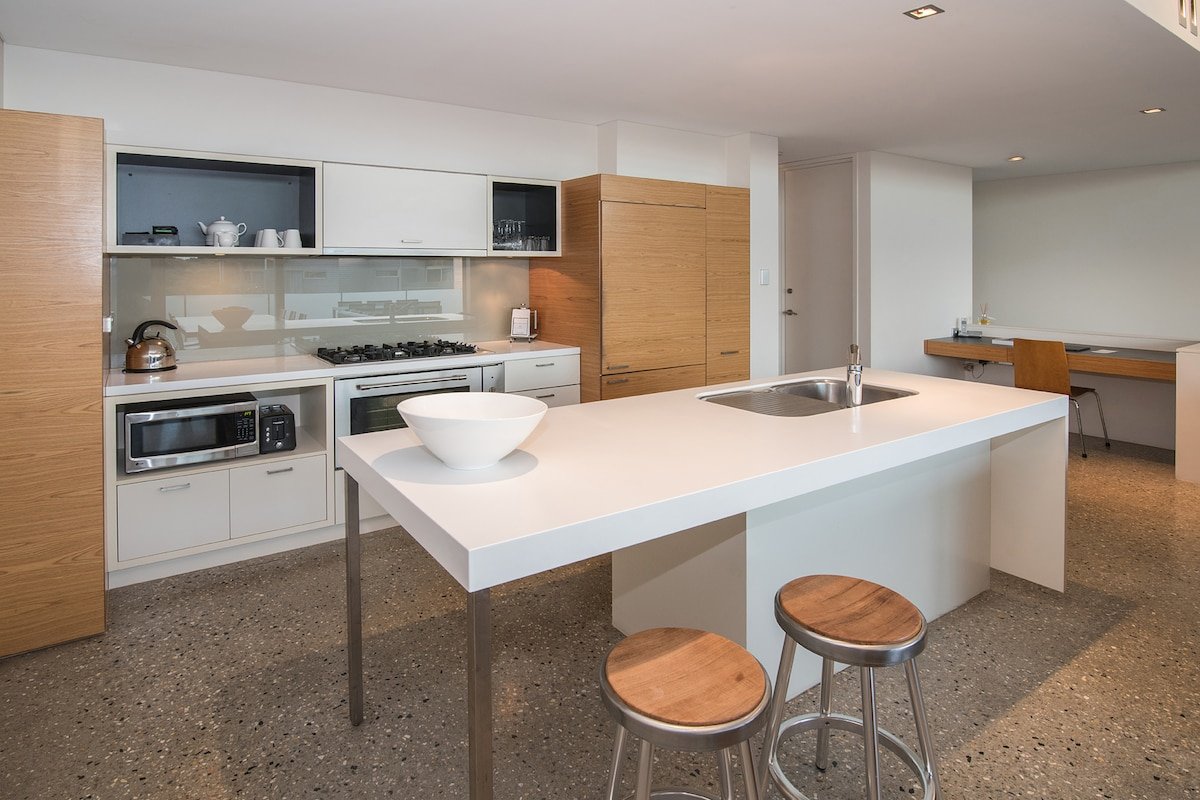 3 Bedroom Luxury Ocean View Villa @ Smiths Beach Resort gallery image 3