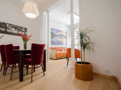 1-12.Las Cortes.Sol.Madrid Center.120m2 Bright.A.C