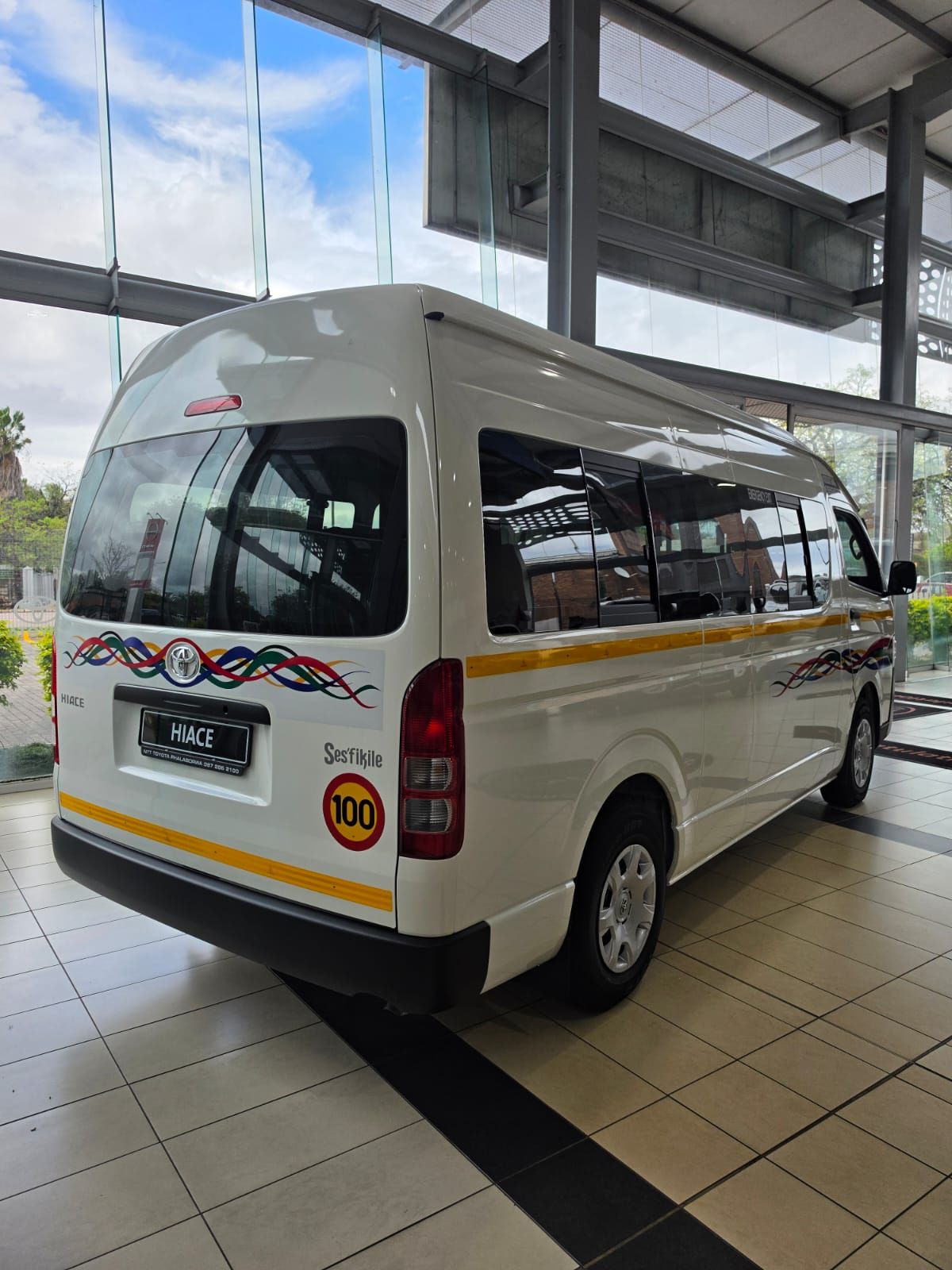 Used car gallery