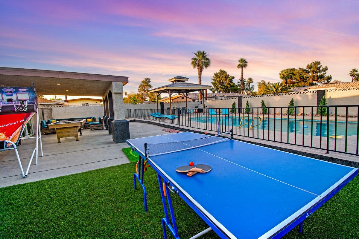 Private Oasis Near Downtown | Pool, & Backyard Fun gallery image 4