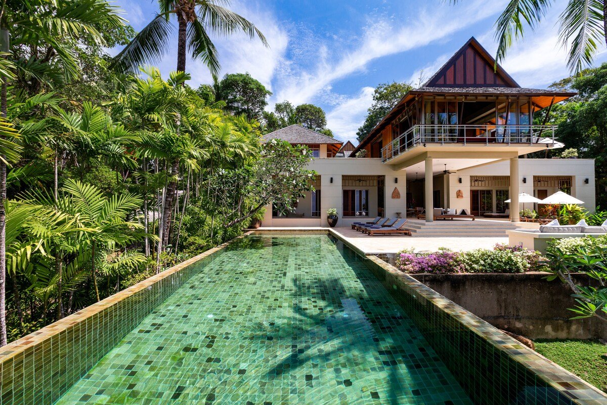 Villa Praison: Ocean View, Full Service, Pool gallery image 2